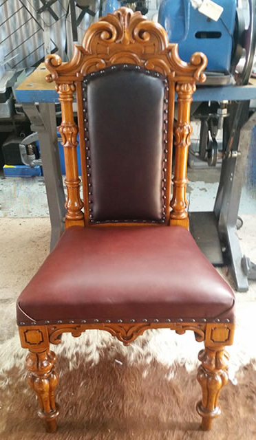 1860's New England oak chair head